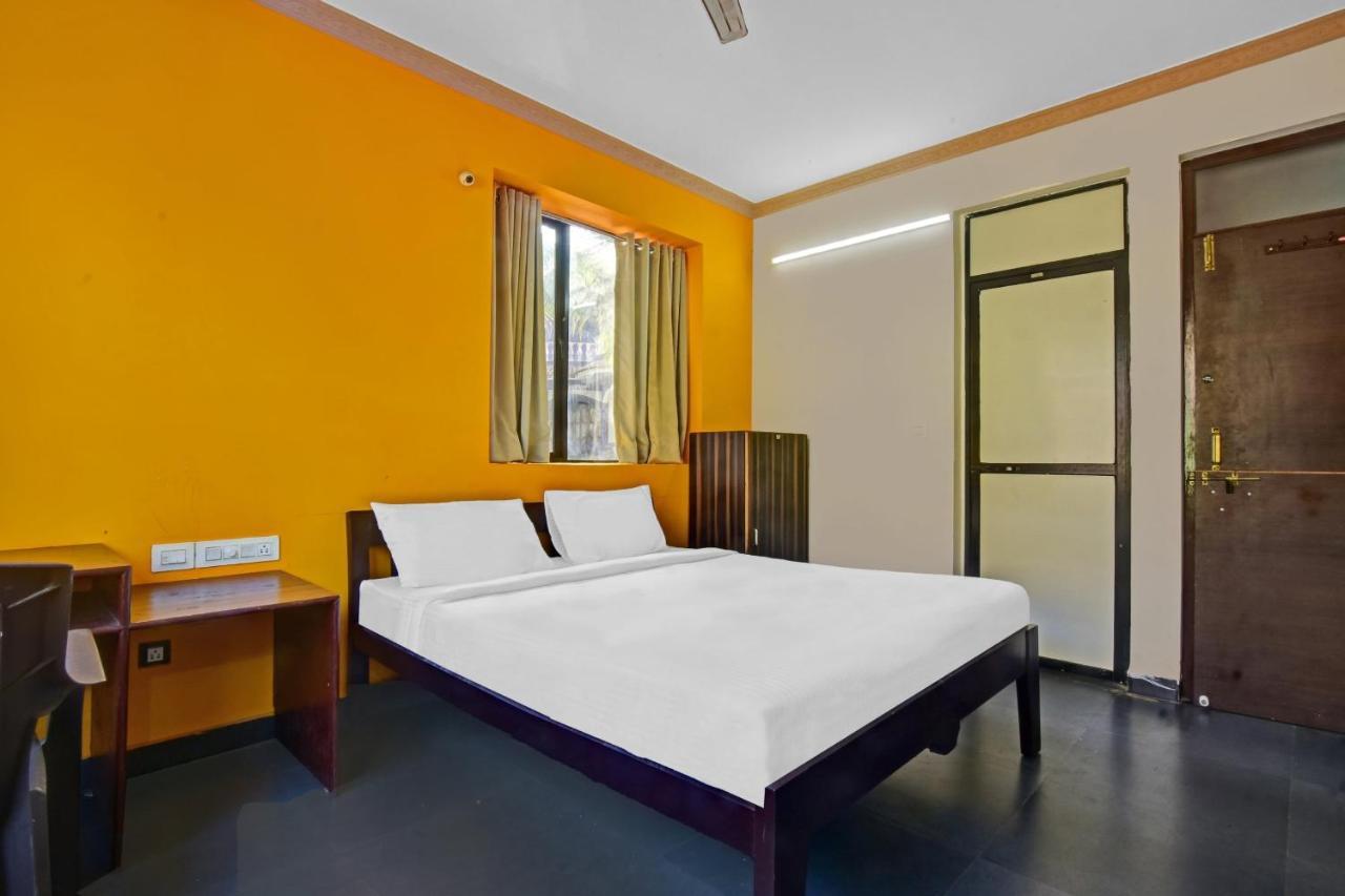Capital O 85357 Hotel Sai Datta Calangute Εξωτερικό φωτογραφία
