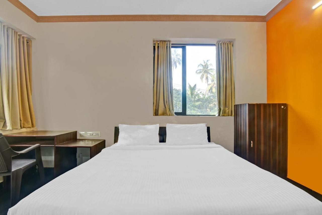 Capital O 85357 Hotel Sai Datta Calangute Εξωτερικό φωτογραφία